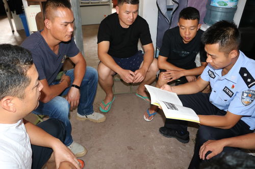 邊境線上，移民管理警察讓黨史學(xué)習(xí)教育在百姓心中“活”起來