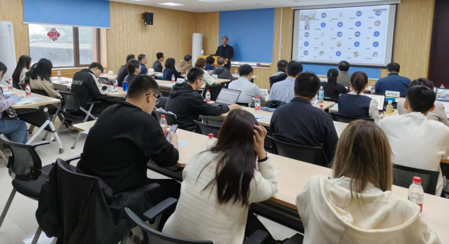 攜手創(chuàng)新，共繪藍(lán)圖 我校成功舉辦海峽兩岸農(nóng)業(yè)與土地遙感技術(shù)研討會(huì)